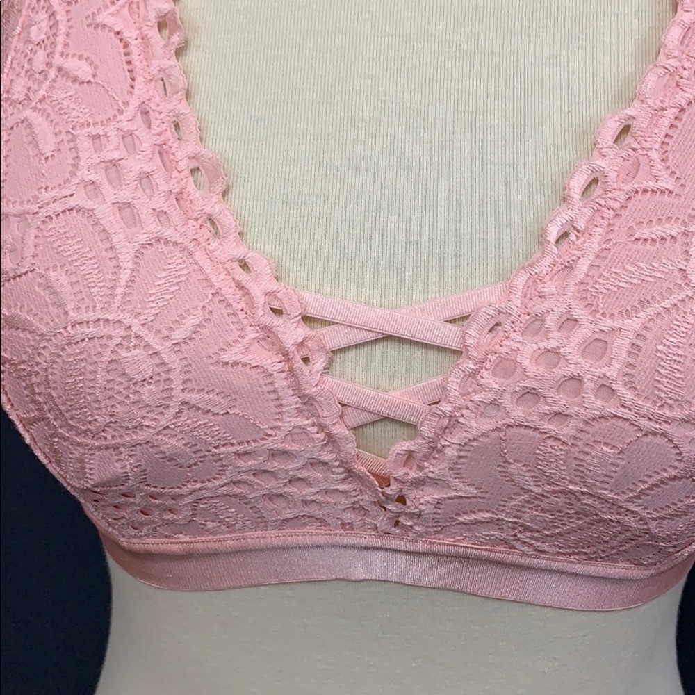 Halter bralette - Picture 2 of 4